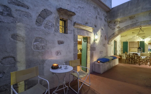 Moundros 1620 Venetian residence