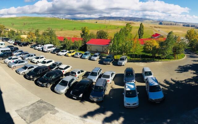 DU House Hualing Tbilisi