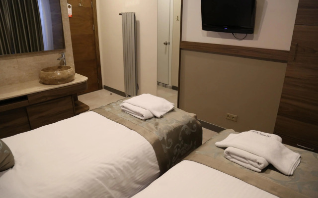 The Pera Hotel