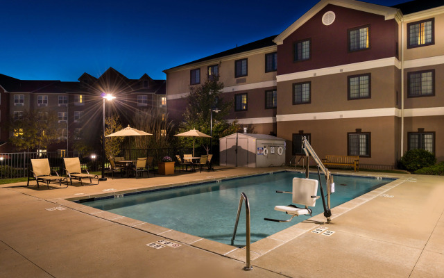 Staybridge Suites O'Fallon Chesterfield by IHG