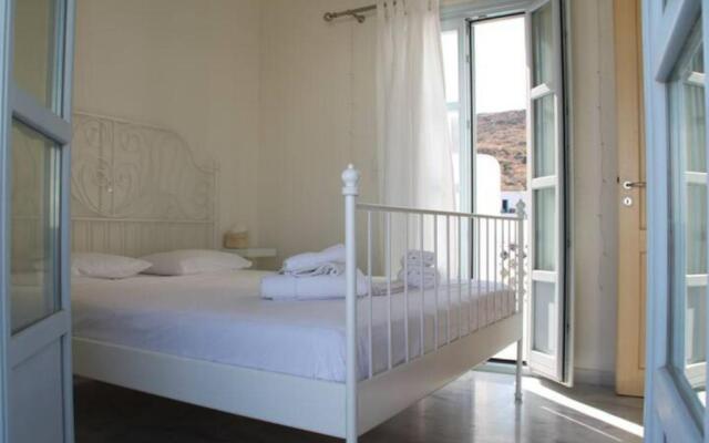 Cycladic Seaview Beach House - Andromeda