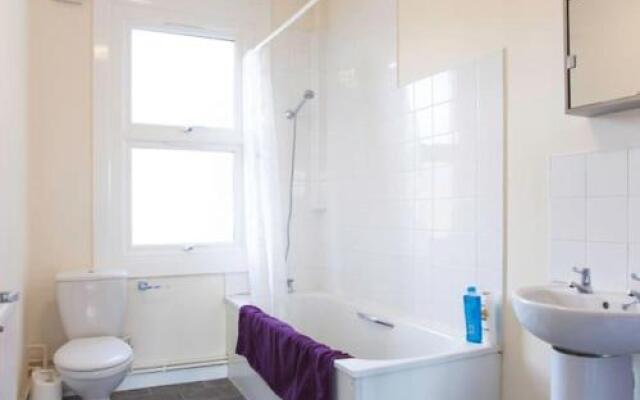 Kennington Apartment D/Apartment