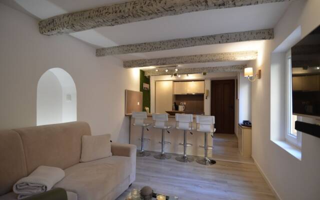 Charming Duplex Apartment 4 Persons in Port of Nice District