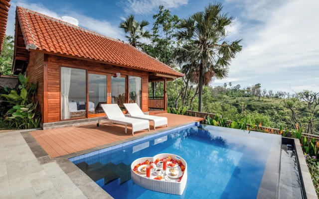 Seraya Cove Estate Managed by Manara
