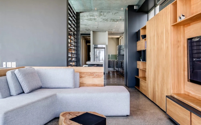 Exquisite Modern Camps Bay Villa Hove Villa