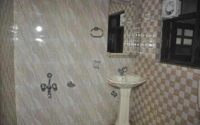 Hotel Kashmir Inn