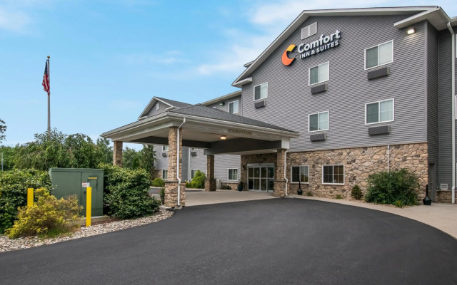 Comfort Inn & Suites Barnesville - Frackville