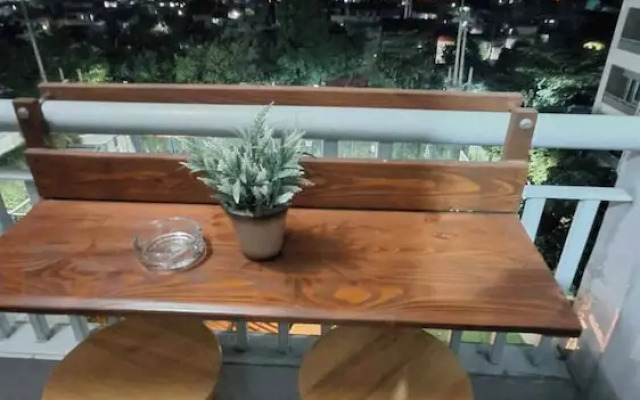 Homey 1BR With Balcony City View in Grace Res