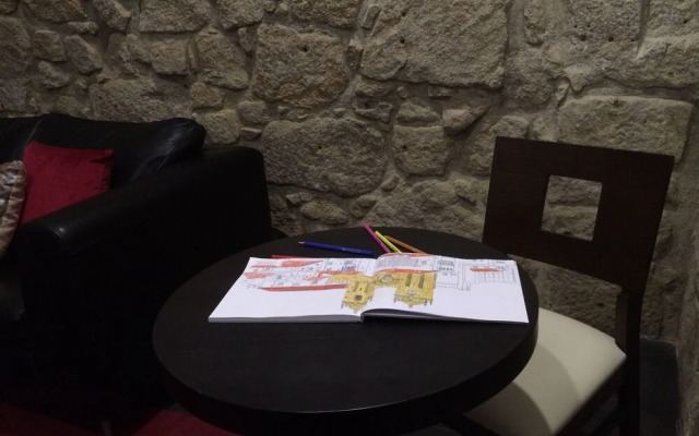 Clerigos H Apartments