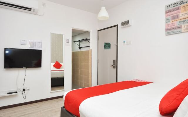 OYO 886 ADA Hotel & Apartment