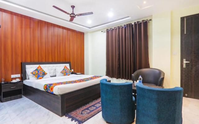 Fabhotel Srg Inn