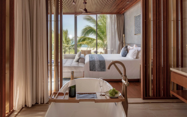 Wyndham Hoi An Royal Beachfront Resort & Villas