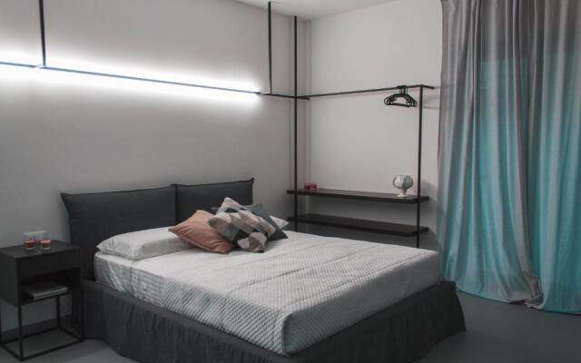 ALBERGO61
