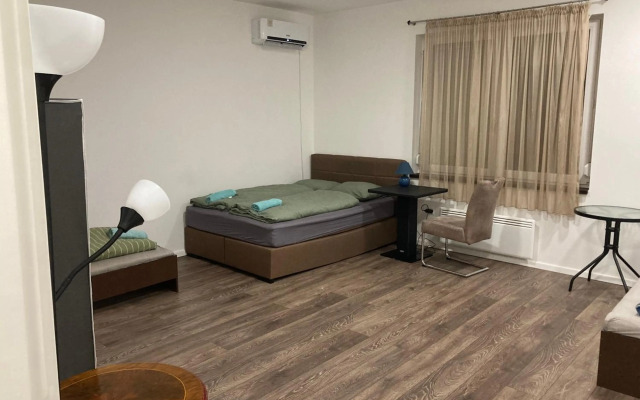 Roland Apartment Zuglo 2