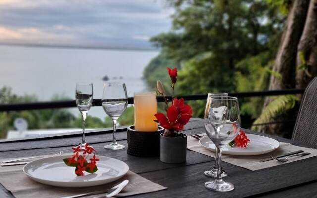 Vista Ocean Suites