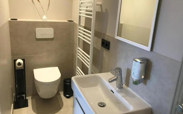 HAMBURG-No-5-Altes-Bootshaus