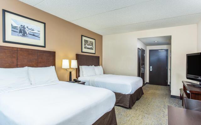 Holiday Inn Louisville Airport - Fair/Expo by IHG