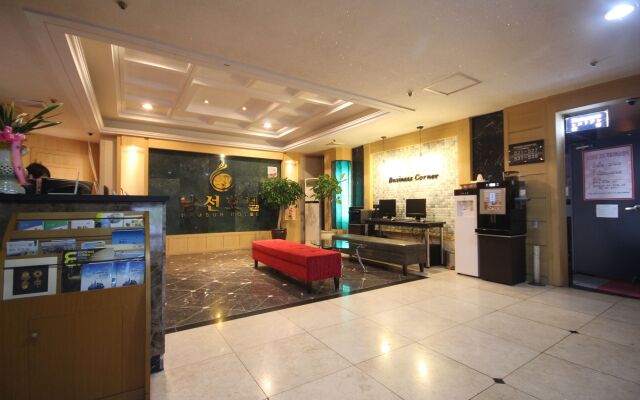 hotelImage
