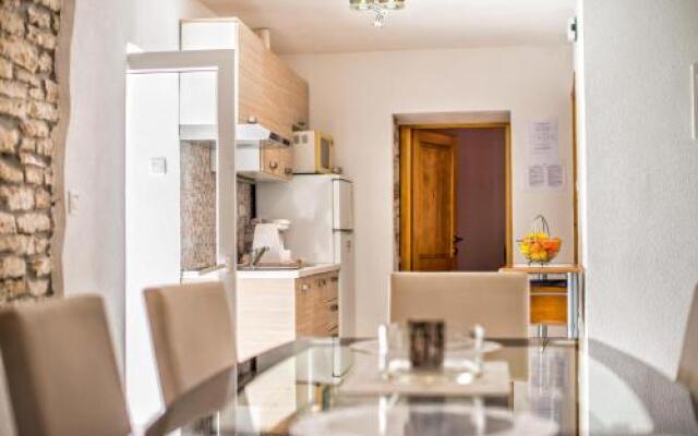 Apartments Salčinović 1031