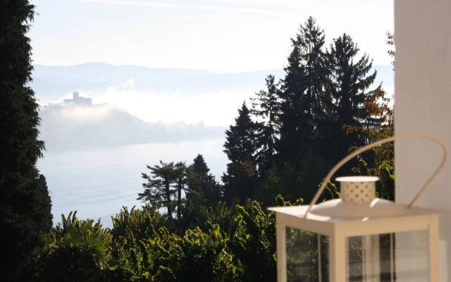 White Lilac romantic B&B adults only