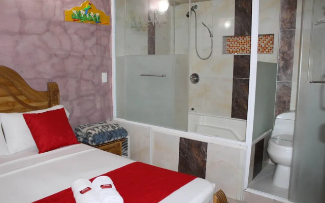 Hotel Las Guacamayas Guatape by Colclick