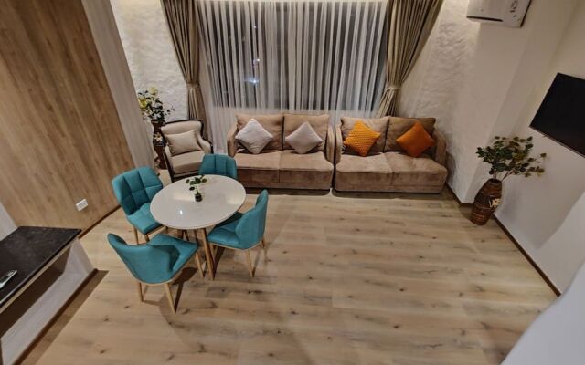 Arushi Boutique Hotel