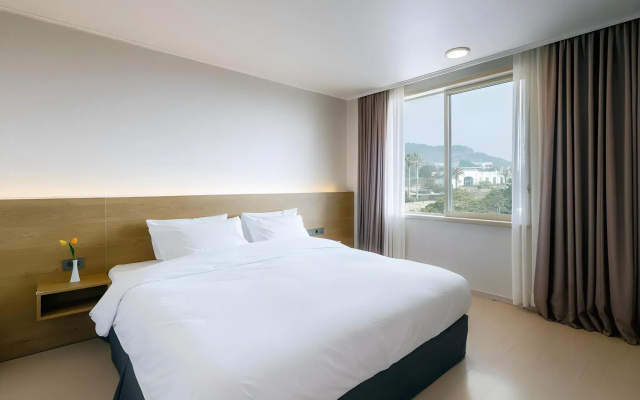Bloom Hotel