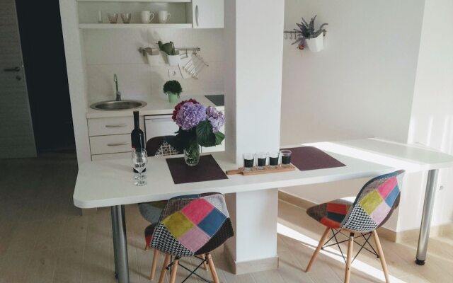 Guest house Djonovic