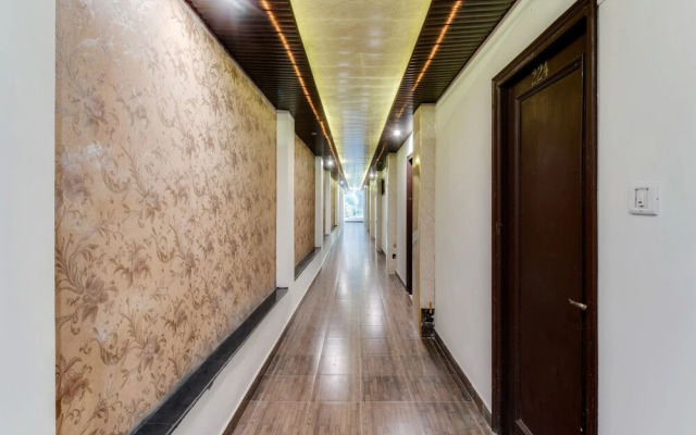 OYO 4249 Hotel Ark