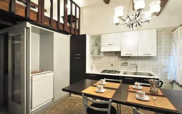 Sleep in Italy - San Polo Apartments
