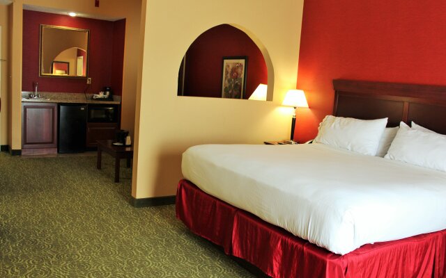 Holiday Inn Express & Suites Troy, an IHG Hotel