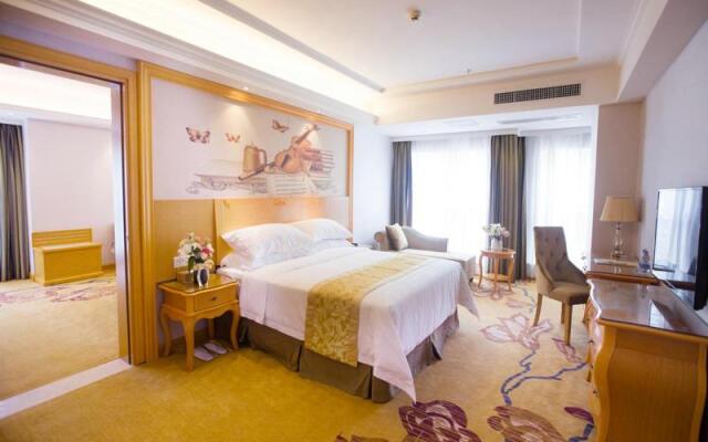 Vienna Hotel Guangdong Huizhou Jiangbei Sanxin