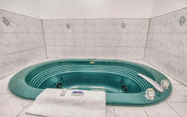Motel 6 Windsor, ON