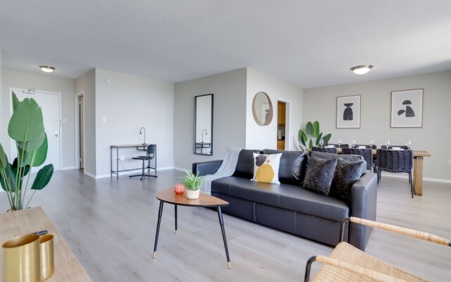 Stylish & Fantastic apt in Crystal City