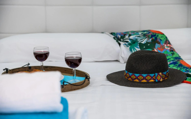 LUXURY VILLA NAUTILUS Heated pool Spa