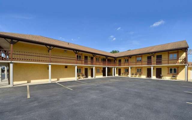 Americas Best Value Inn - Ronks/Lancaster County