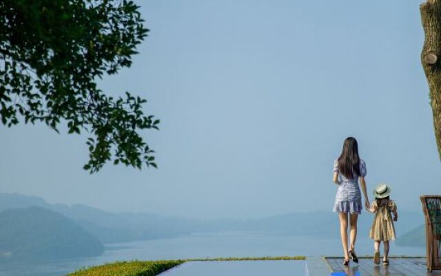 Liyang Hentique Resort & Spa Villa