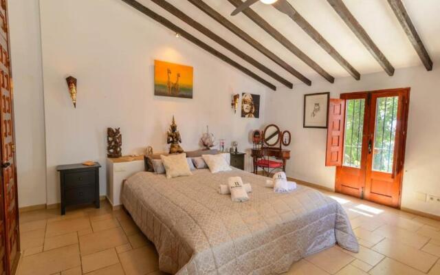 Casa del Alize Sayalonga by Ruralidays