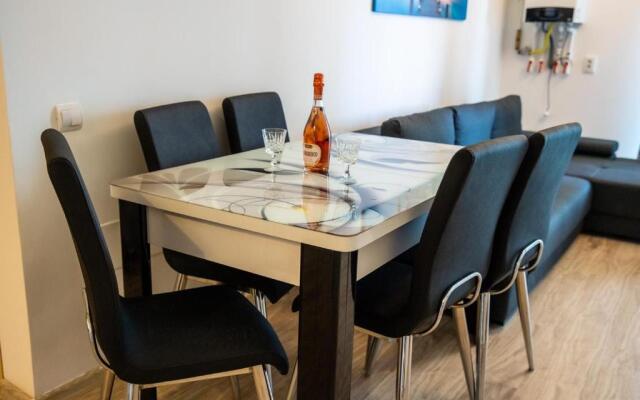 Apartament 2 camere Moonlight Mamaia et 2 ap 211