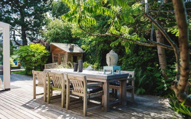 Luxury villa on peaceful location. Boat optional