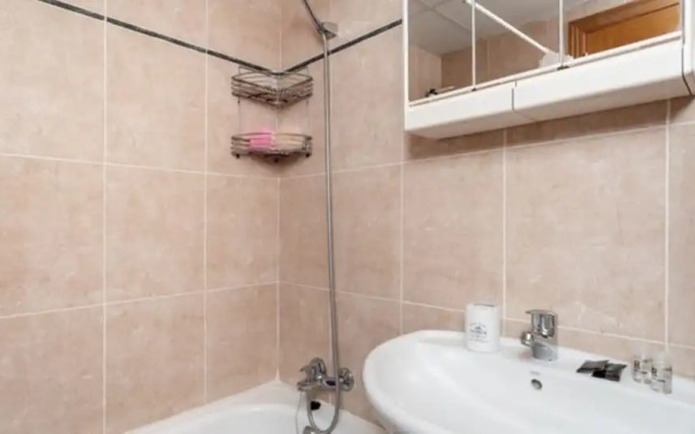 Apartment - 2 Bedrooms with Pool, WiFi and Sea views - 107993