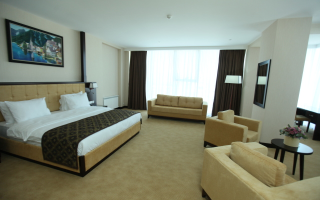 Harmony Hotel Baku