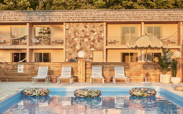 The June Motel Sauble Beach