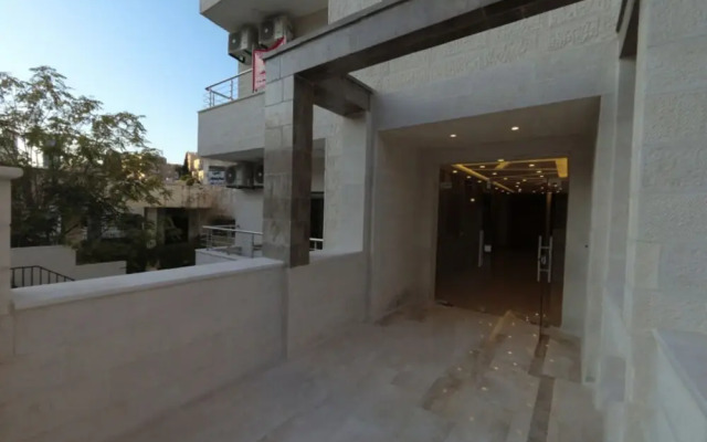 Amazing one Bedroom Apartment in Amman,Elwebdah 1
