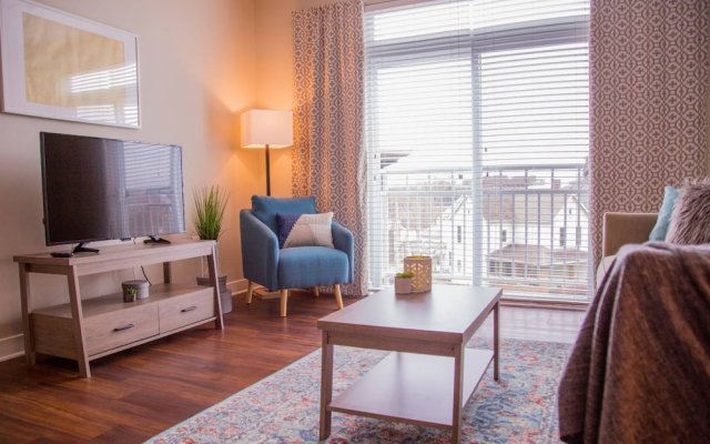 Adorable 1BR in Arts and Music District
