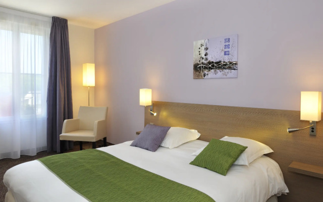 Brit Hotel Chateaudun