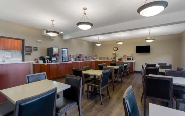 Best Western Plus Park Place Inn & Suites