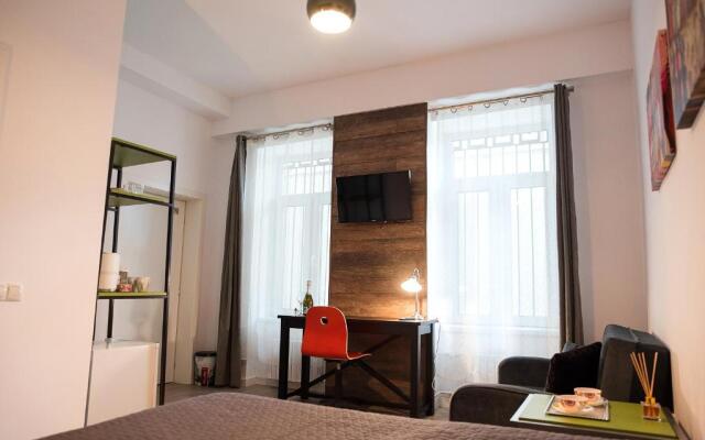 Ultra central bohemian apartment 3