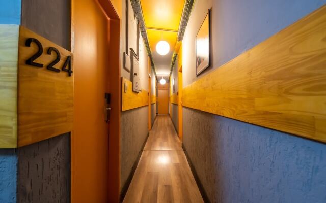 Mova 104 - Hotel Consulado