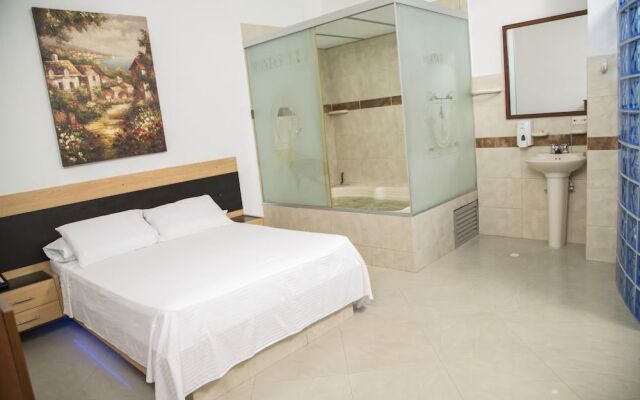 Apartahotel Montes La 68